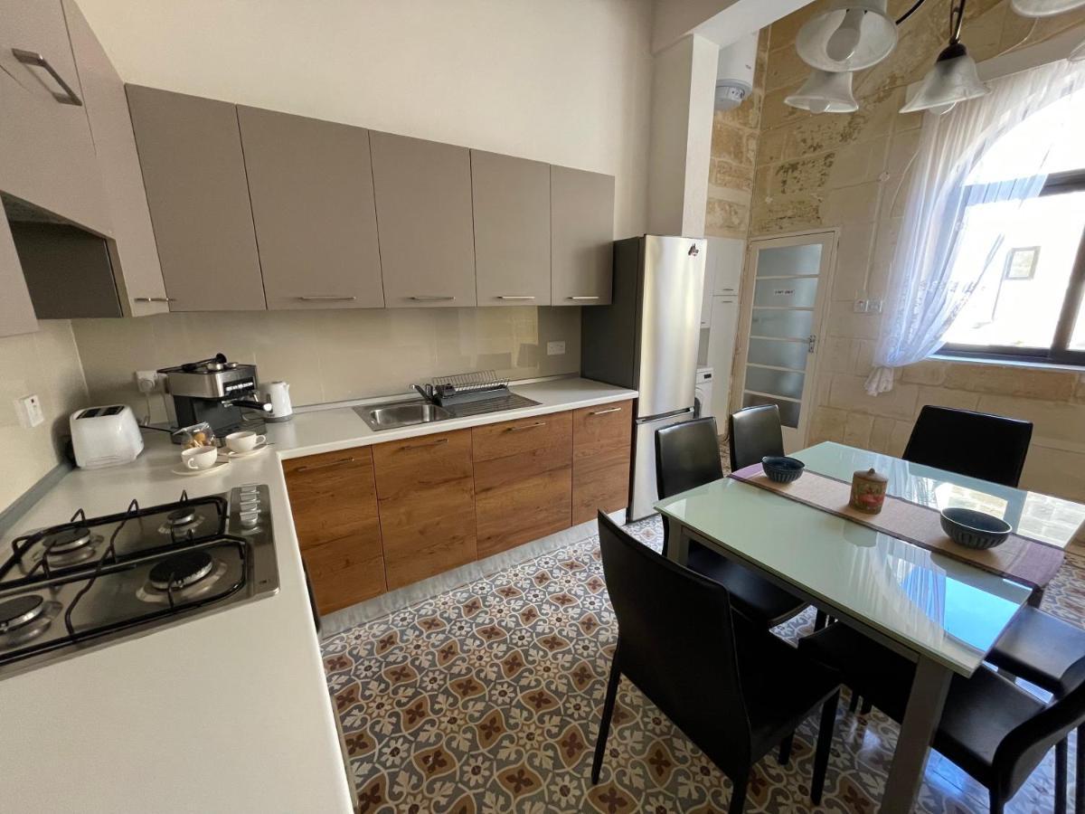 ホテルPenelope Townhouse Ghajn il-Kbira  エクステリア 写真