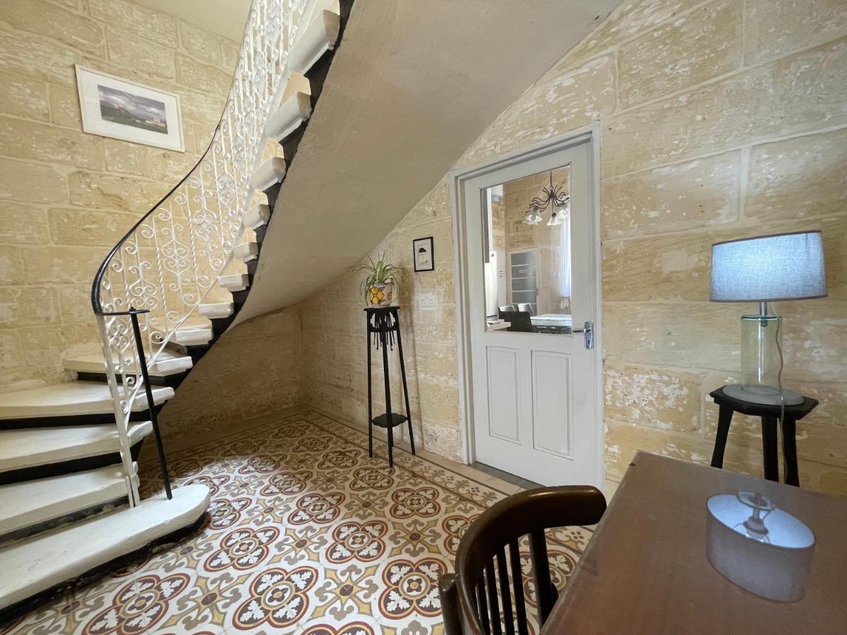 ホテルPenelope Townhouse Ghajn il-Kbira  エクステリア 写真