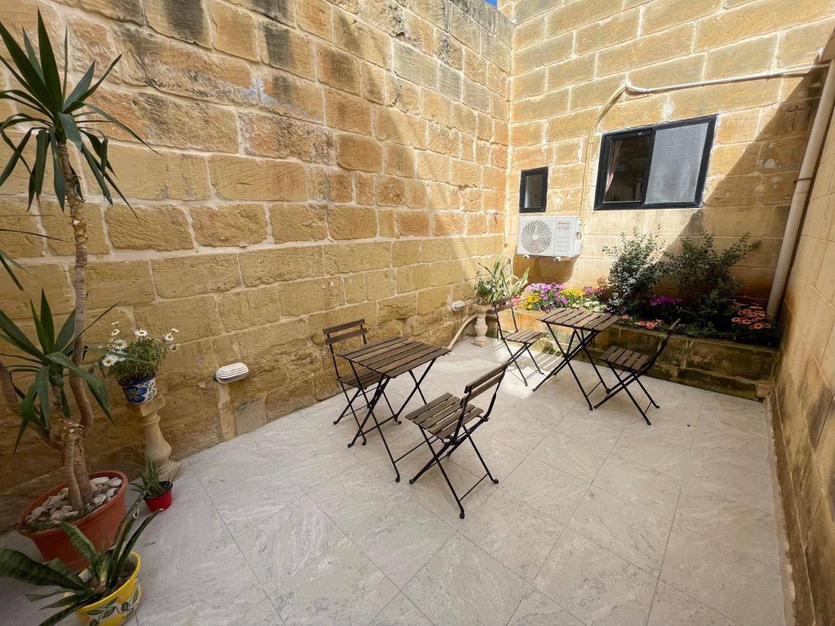 ホテルPenelope Townhouse Ghajn il-Kbira  エクステリア 写真