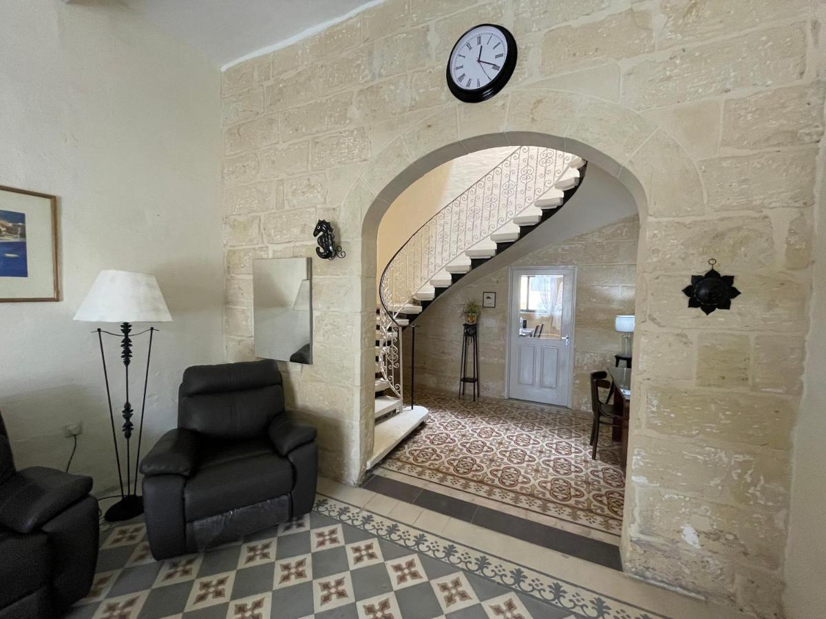 ホテルPenelope Townhouse Ghajn il-Kbira  エクステリア 写真