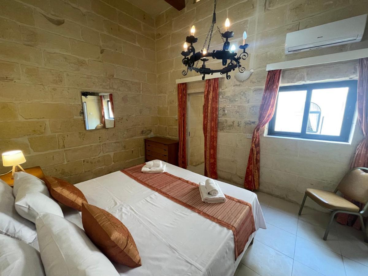 ホテルPenelope Townhouse Ghajn il-Kbira  エクステリア 写真