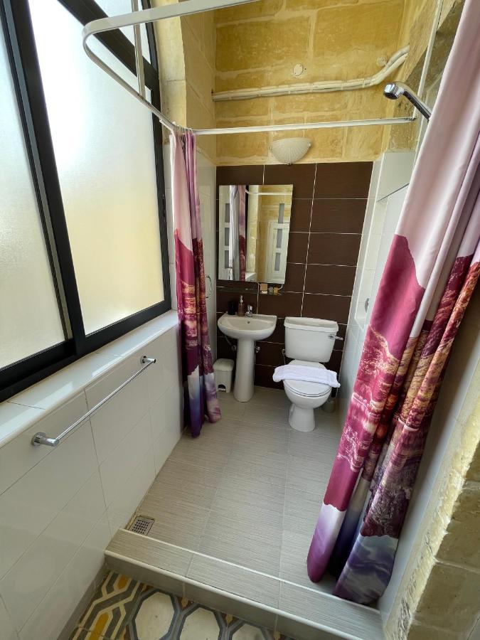 ホテルPenelope Townhouse Ghajn il-Kbira  エクステリア 写真